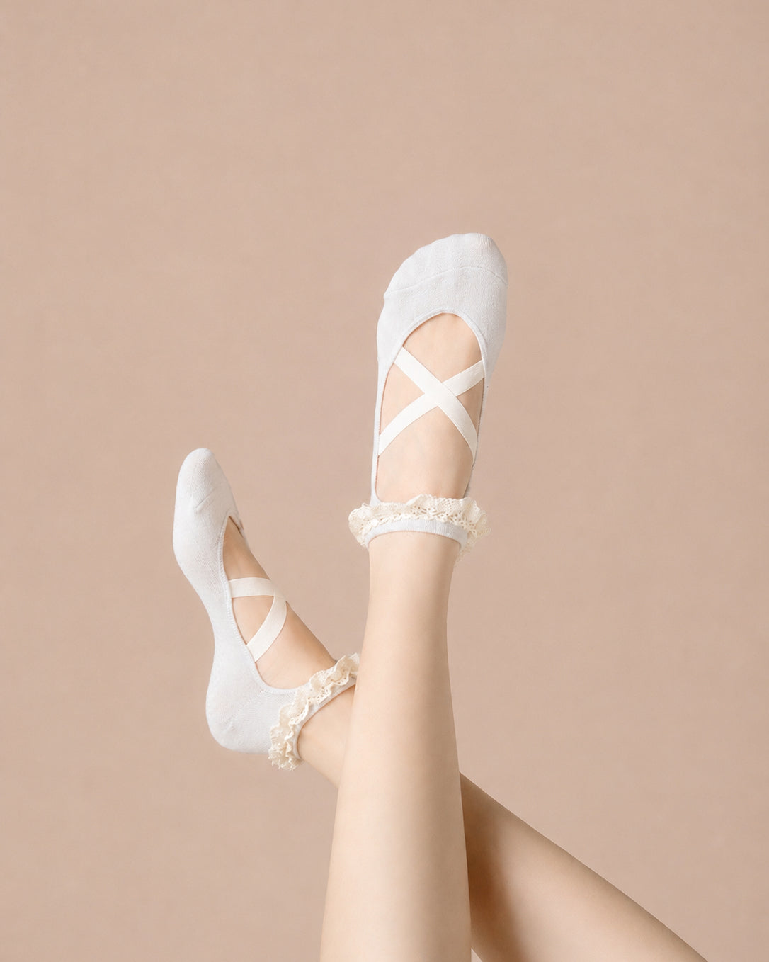 LYRA Pilates Grip Socks