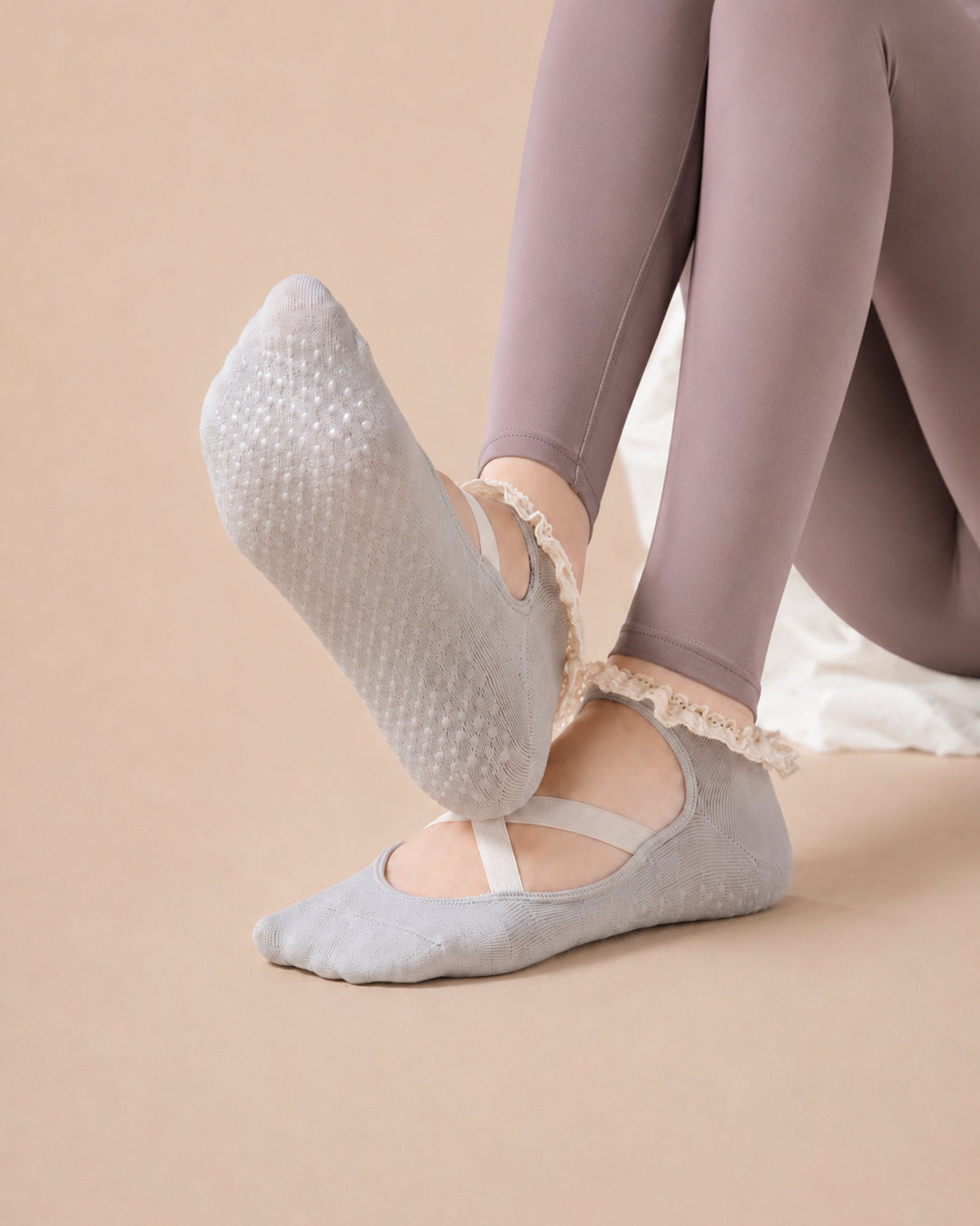 LYRA Pilates Grip Socks